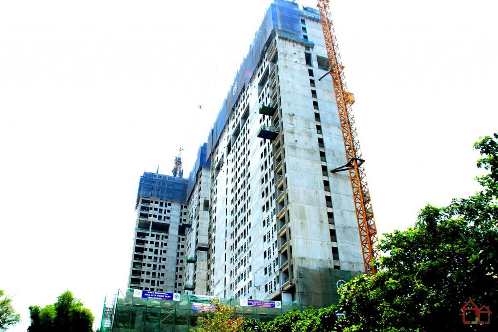 tower aoki dan botan di vasanta innopark