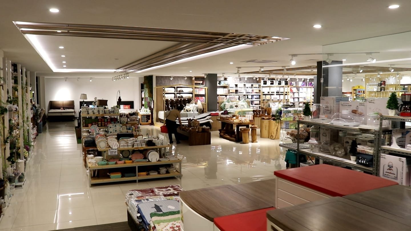 Supermarket Setiabudhi di Jalan Dr. Setiabudhi Kota Bandung